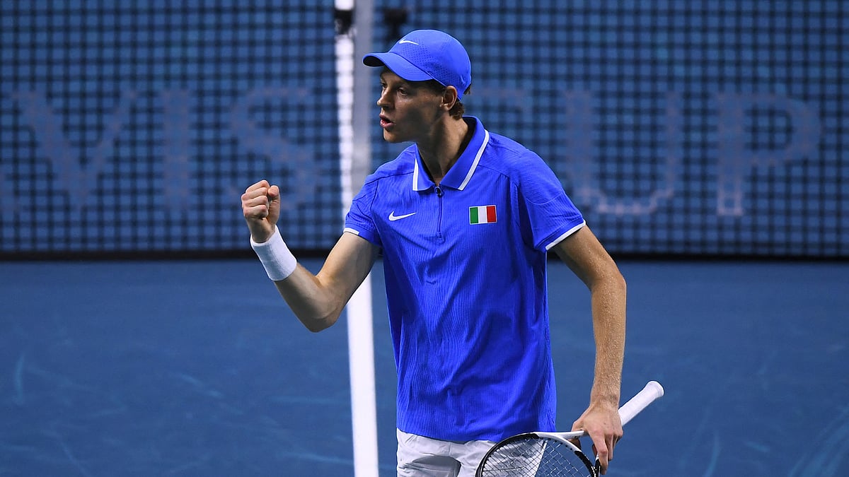 Jannik Sinner helped Italy advance to the semi-finals of the Davis Cup