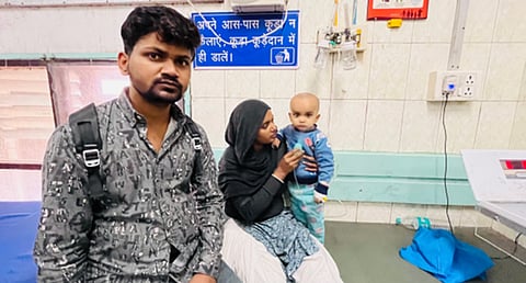 Md Armaan Sheikh getting his son nebulised at Delhi’s Kalawati Saran Children's Hospital