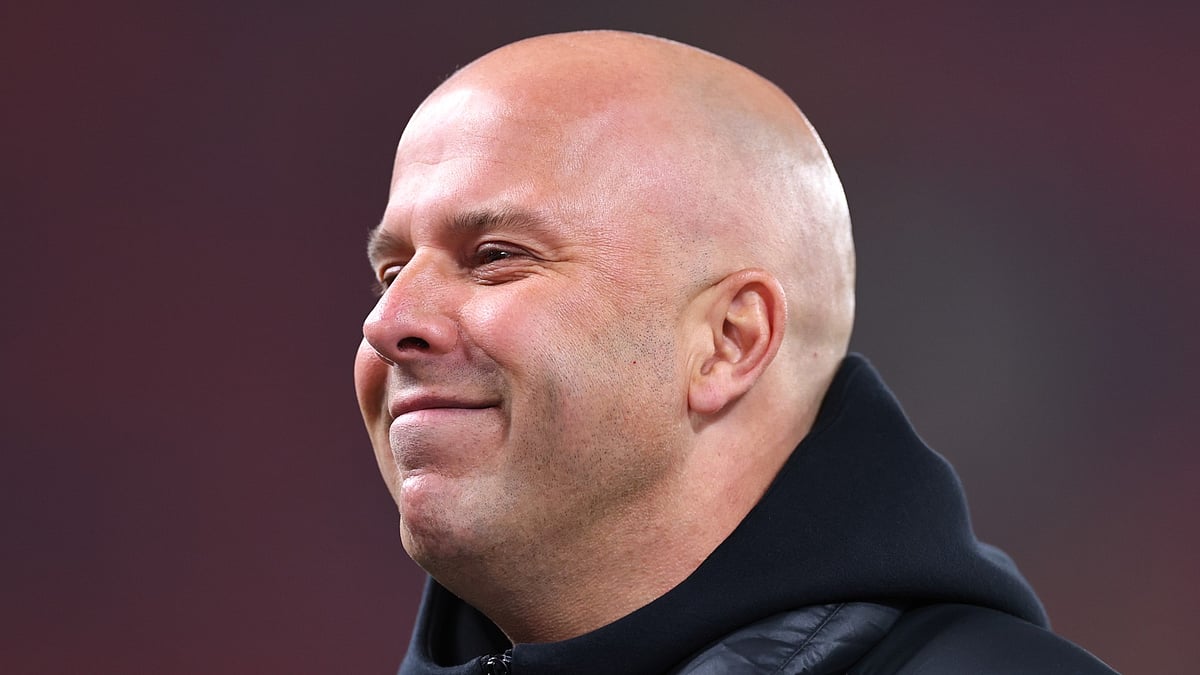 Liverpool manager Arne Slot - null