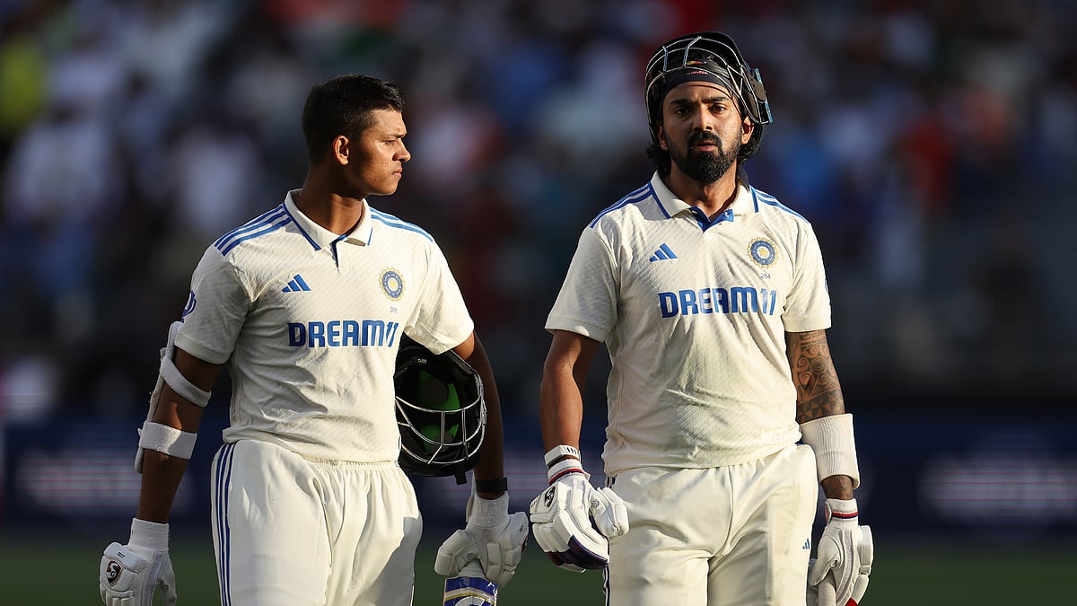 Yashasvi Jaiswal and KL Rahul put India in control of their first Test against Australia