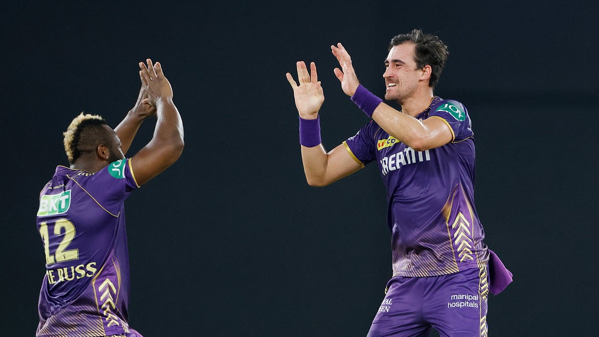X | IPL  : Micthell Starc in action during IPL 2024.