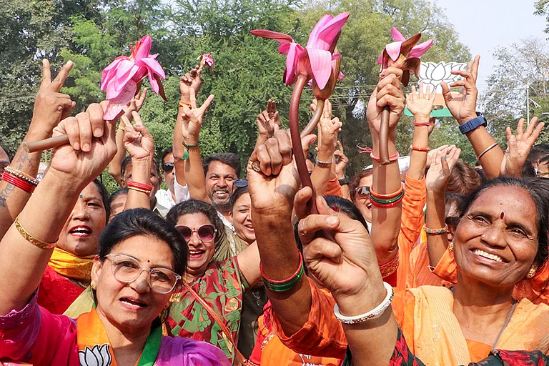 BJP women workers celebrate Mahayuti alliance win in Maharashtra. - | Photo: PTI
