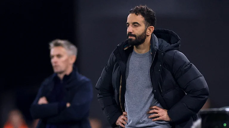 Manchester United boss Ruben Amorim - null