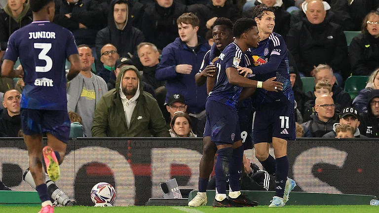 Leeds United sealed a dramatic win over Swansea City - null