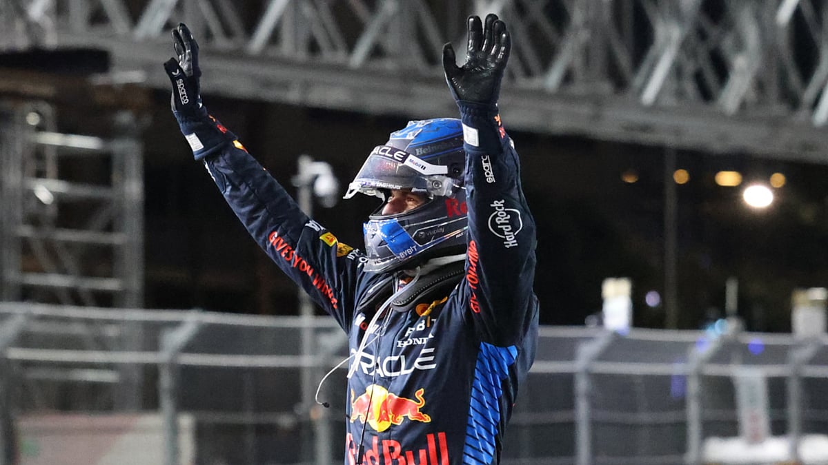 Max Verstappen celebrates another world title