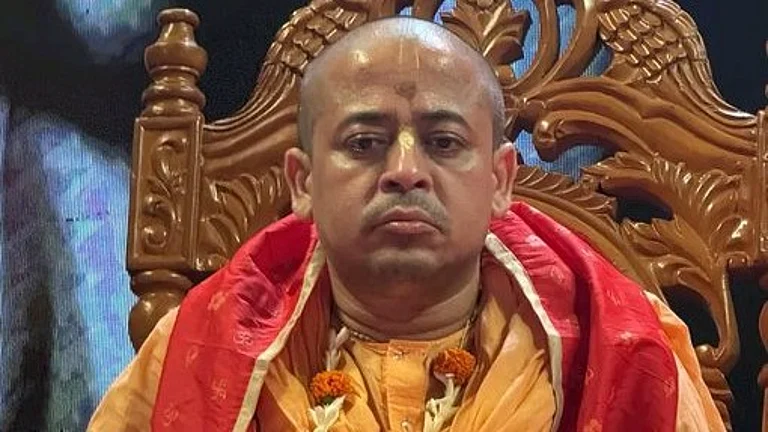 Hindu leader Chinmoy Krishna Das - X/@DharmaYuddha