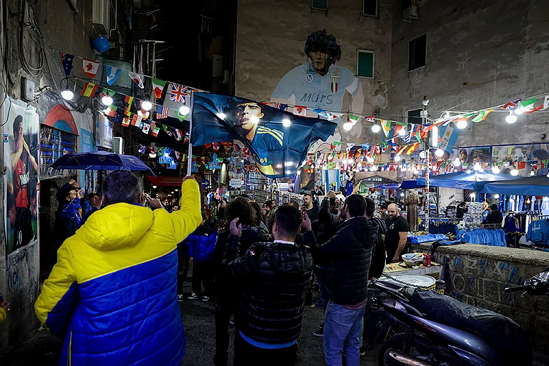 Napoli Fans Pay Tribute To Diego Maradona On His 4th Death anniversary in Italy_Argentine fans