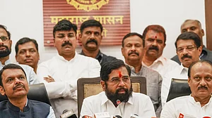 PTI : Eknath Shinde’s Shiv Sena To Support Next BJP Govt In Maharashtra