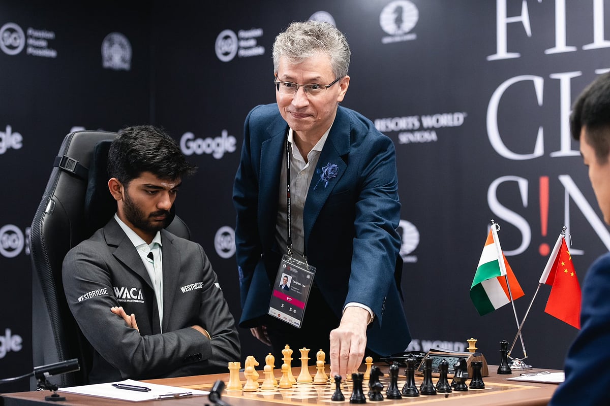 X | FIDE  : D gukesh vs Ding Liren at the FIDE World Chess Championship 2024 Game 3. 