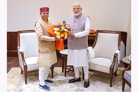 PM Modi meets Himachal Governor