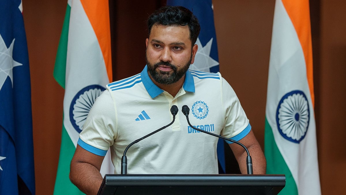 X/mufaddal_vohra : Team India skipper Rohit Sharma delivering a speech at the Australian Parliament.