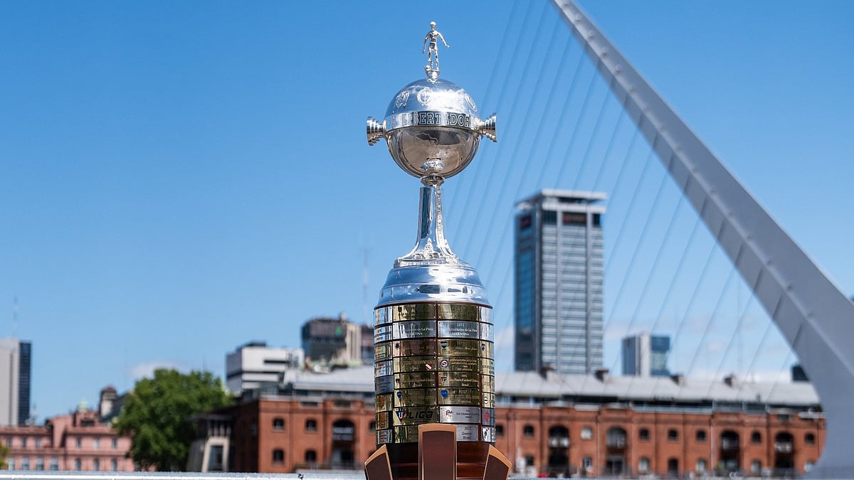 X/Copa Libertadores : Copa Libertadores trophy