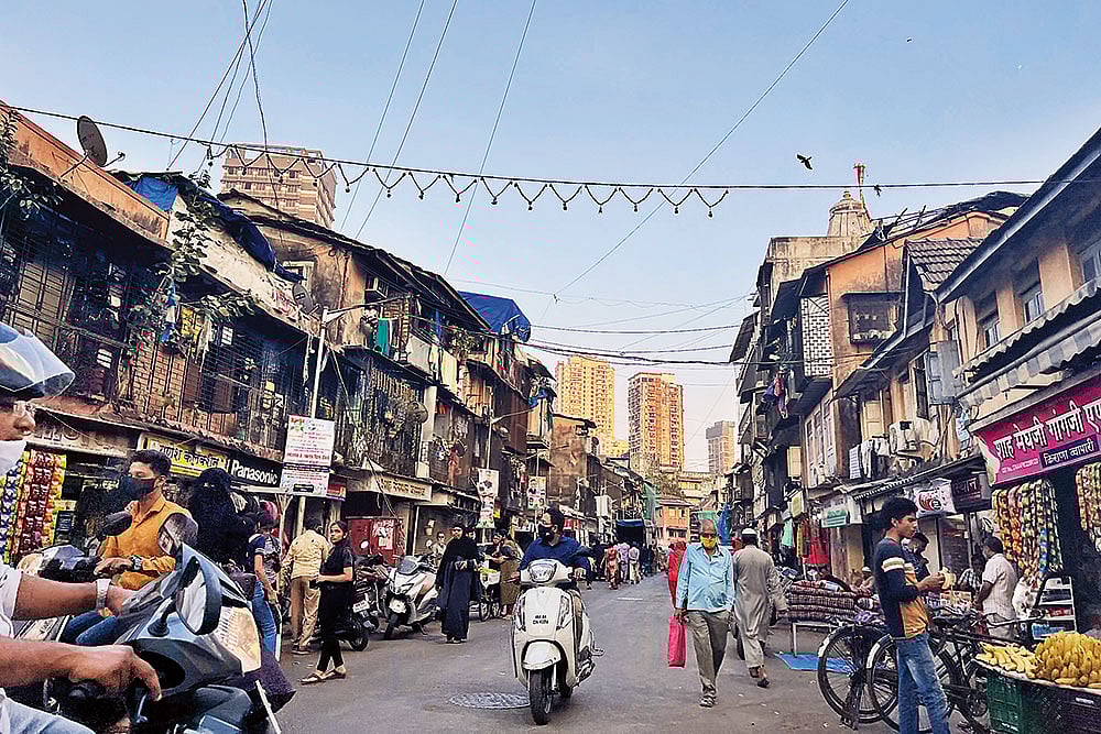 | Photo: Chinki Sinha : Snapshots: A lane in Kamathipura