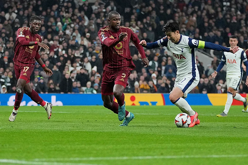 UEFA Europa League Soccer Tottenham Hotspur Vs AS Roma football gallery: Son Heung-min