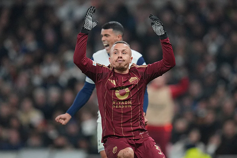 UEFA Europa League Soccer Tottenham Hotspur Vs AS Roma football gallery: Angelino