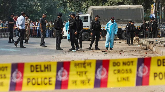 Two Private Schools In Delhi Received a Bomb Threat 
