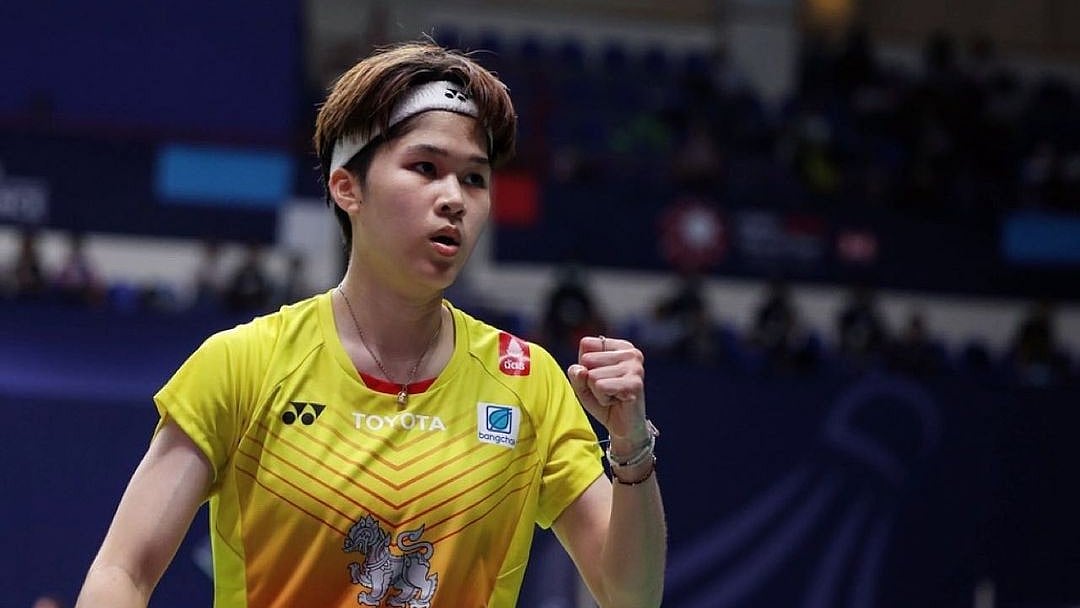 Badminton Photo : Badminton player Lalinrat Chaiwan will be in semi-final action.