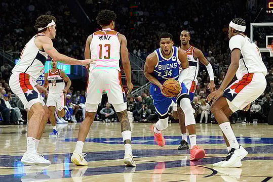 NBA: Giannis Antetokounmpo Stars In Bucks’ Sixth Straight Win Against Wizards