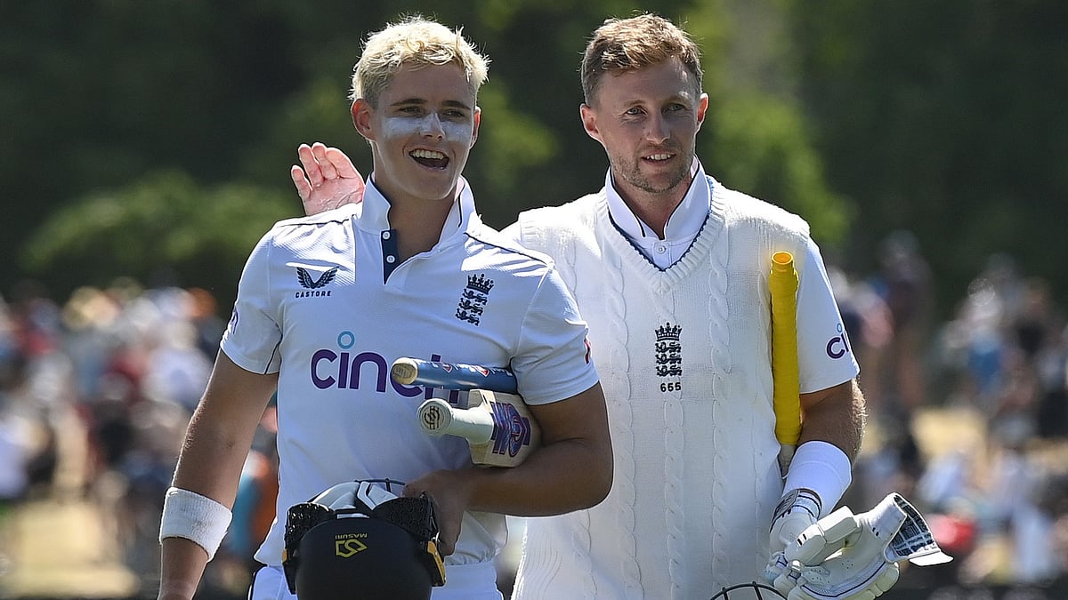 Jacob Bethell and Joe Root.