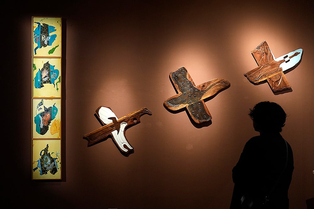 Gayatri Sinhas Memory Fields Exhibition: Relief Sculptures and Pitch perfect by Anandajit Ray