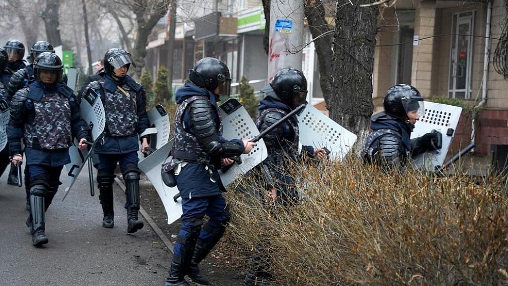 Clashes At Guinea Soccer Match| Dozen Killed| Stampede