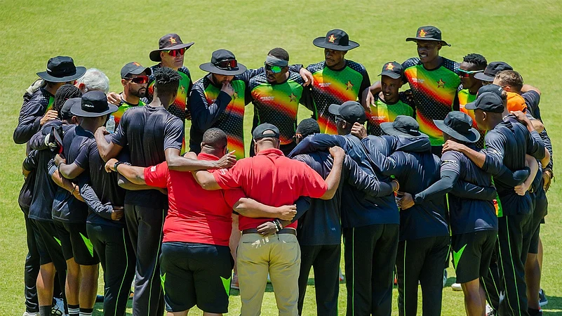 zimbabwe cricket team in a huddle X Zimbabwe cricket