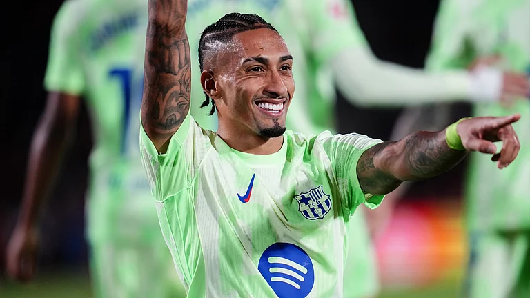 Raphinha celebrates after scoring against Real Mallorca - null