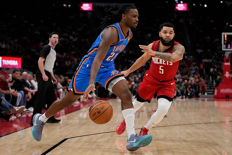 NBA Houston Rockets vs Oklahoma City Thunder Basketball photo gallery: Fred VanVleet