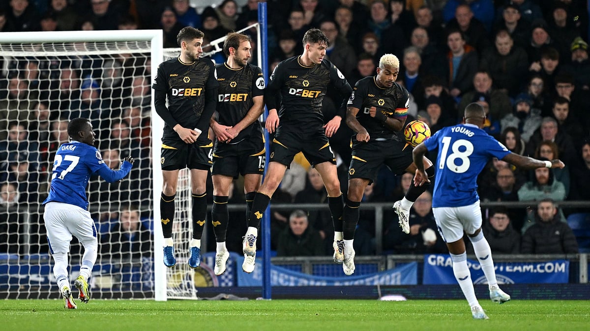 Ashley Young opened the scoring for Everton from a direct free-kick