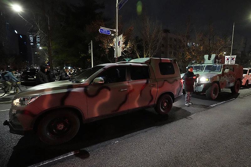 Martial Law: South Korea political crisis photos 4