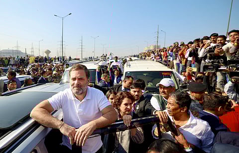 Rahul, Priyanka stopped at Ghazipur border