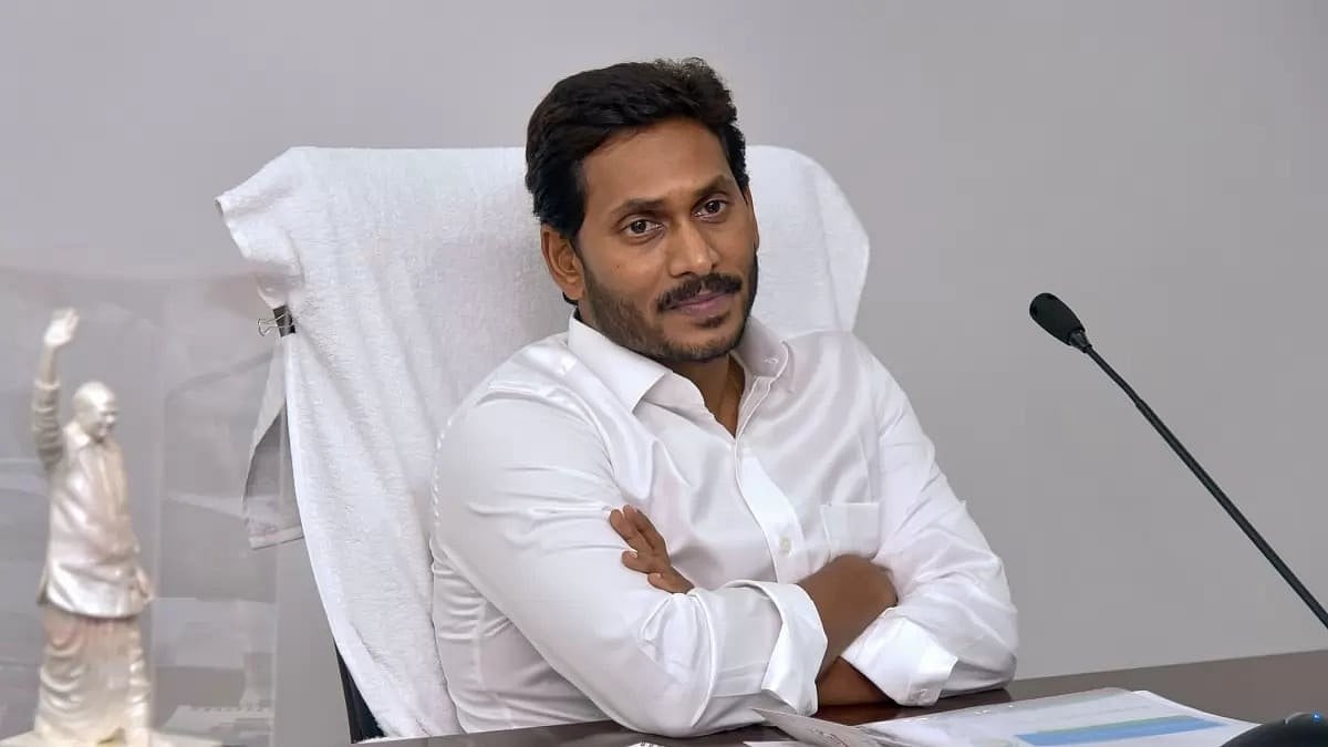 PTI : Andhra CID Files Case Against YSRCP Leaders for Alleged Share Misdealings