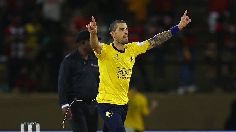 Photo: X | Hampshire Cricket : Hampshire Hawks player in the Global Super League.