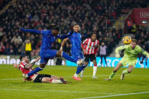 EPL 2024-25: Chelsea's Noni Madueke has an attempt on goal