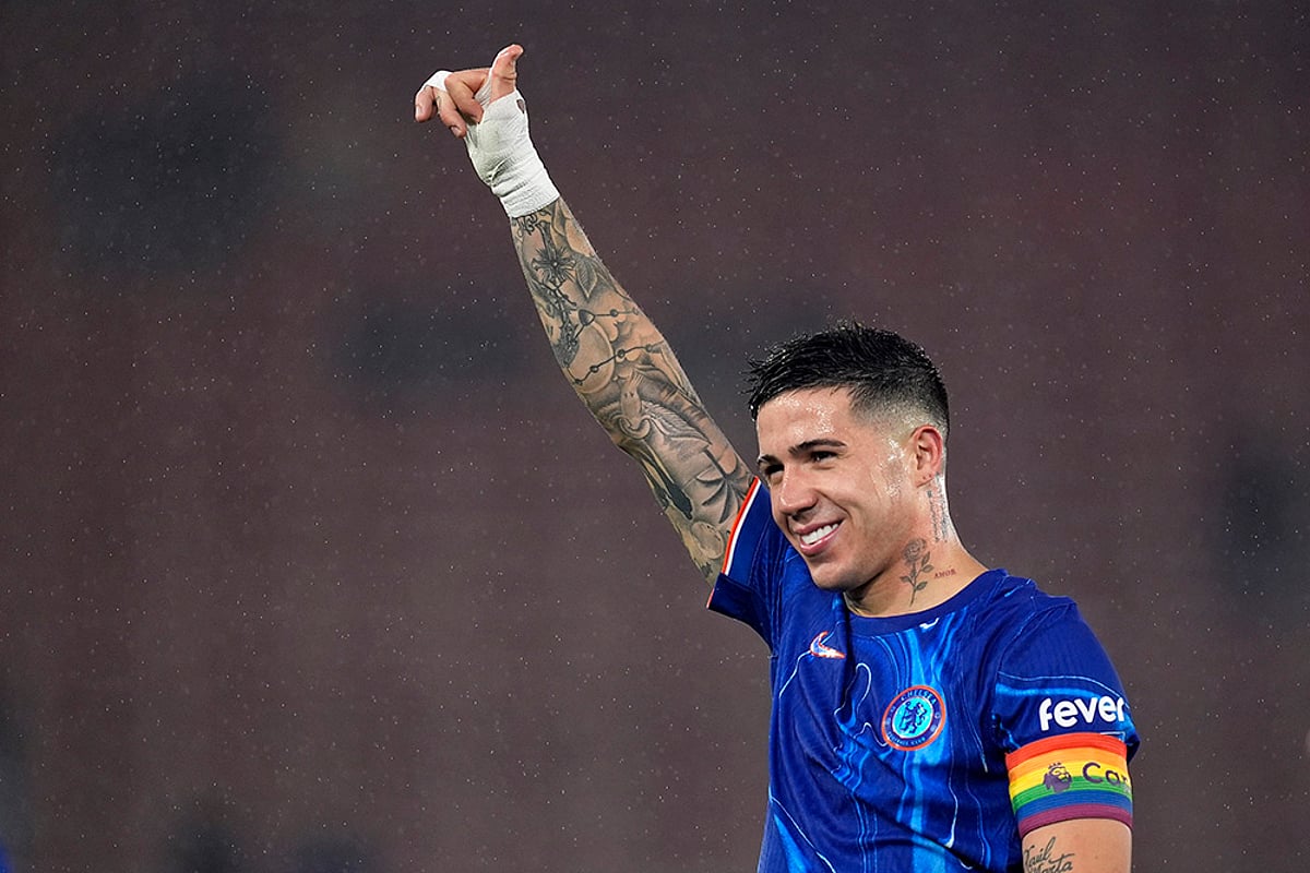 English Premier League soccer Southampton vs Chelsea football gallery: Enzo Fernandez