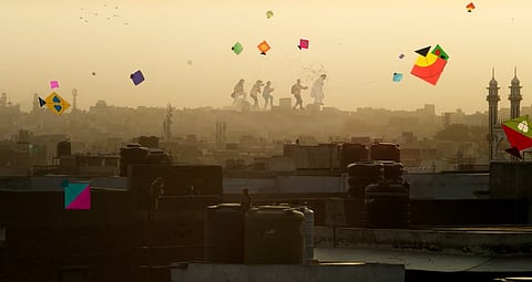 Film Still from Ghode Ko Jalebi Khilane Le Ja Riya Hoon