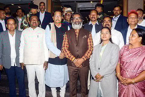Hemant Soren with his Council of Ministers