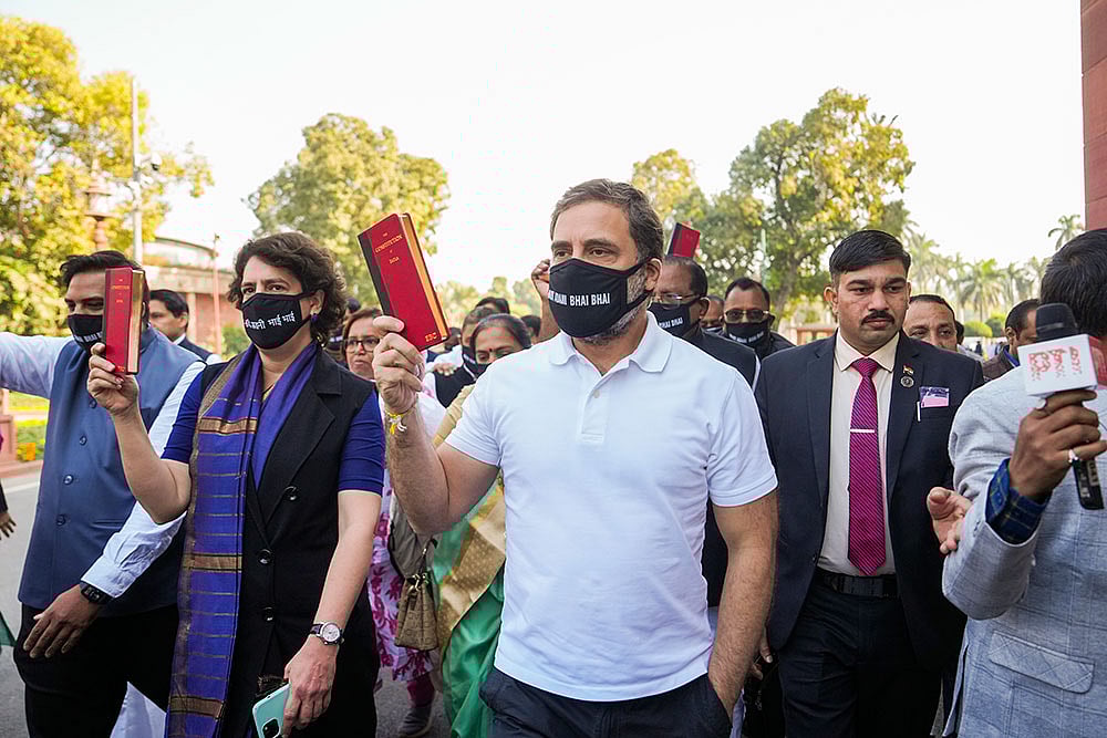 | Photo: PTI/Arun Sharma : Winter session of Parliament: Opposition's protest