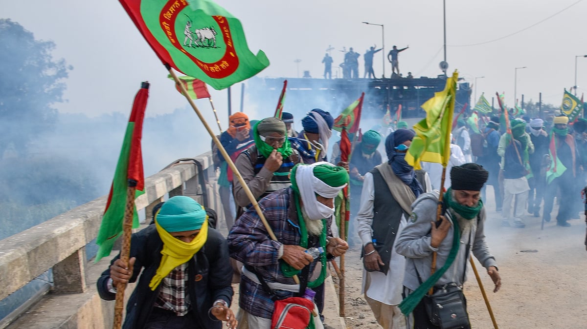| Photo- PTI Shiva Sharma : Farmers Begin ‘Delhi Chalo' March, Police Resort To Tear Gas Shelling