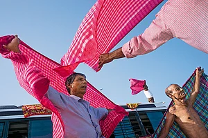 | Photo: Vineet Vohra : The Everyday Life: The Serendipity photo series explores street photography