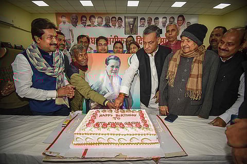 Sonia Gandhi's birthday celebration in Patna