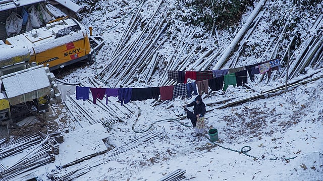 Mumbai Experiences Coldest December In 9 Years; Shimla Receives First Snowfall This Season| Weather Wrap