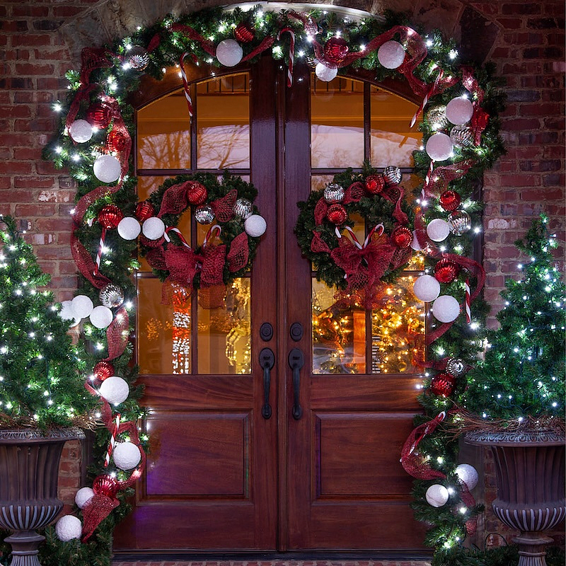 Decorate with glorious wreaths and garlands