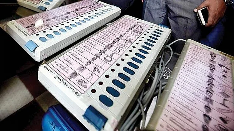 INDIA Bloc set to move SC over EVM tampering in Maha elections - PTI