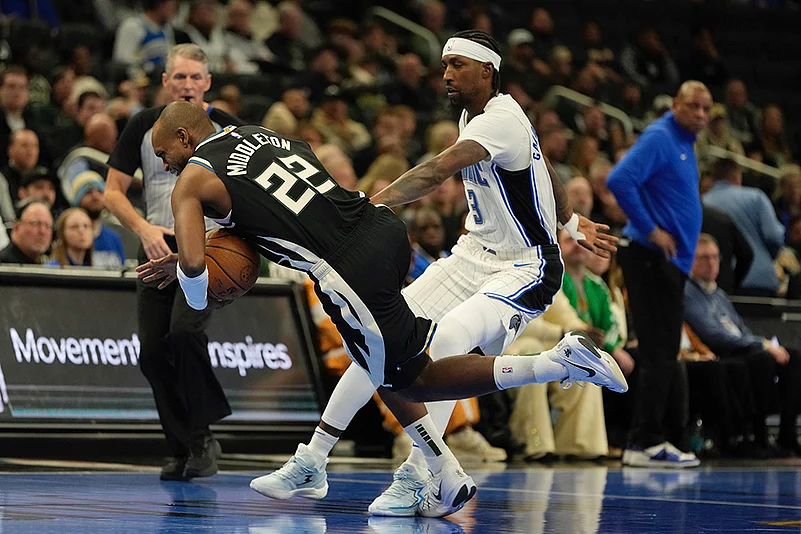 NBA cup tournament quarterfinals Milwaukee Bucks Vs Orlando Magic basketball game: Khris Middleton