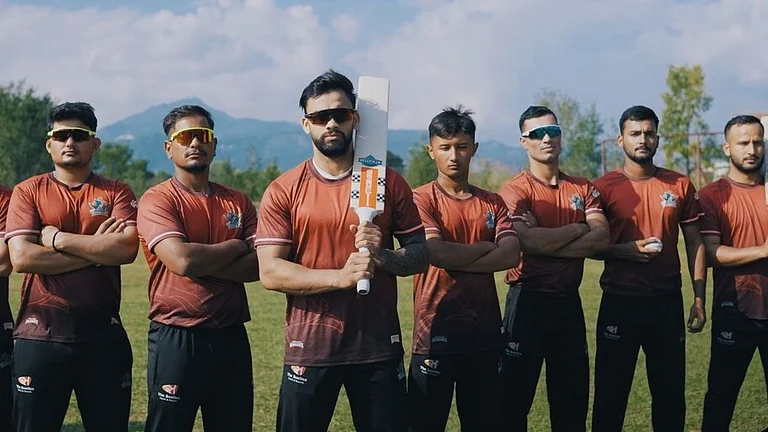 Pokhara Avengers Vs Sudur Paschim Royals Live Score, Nepal Premier League 2025: Players posing for a team photo. - X/Pokhara Avengers
