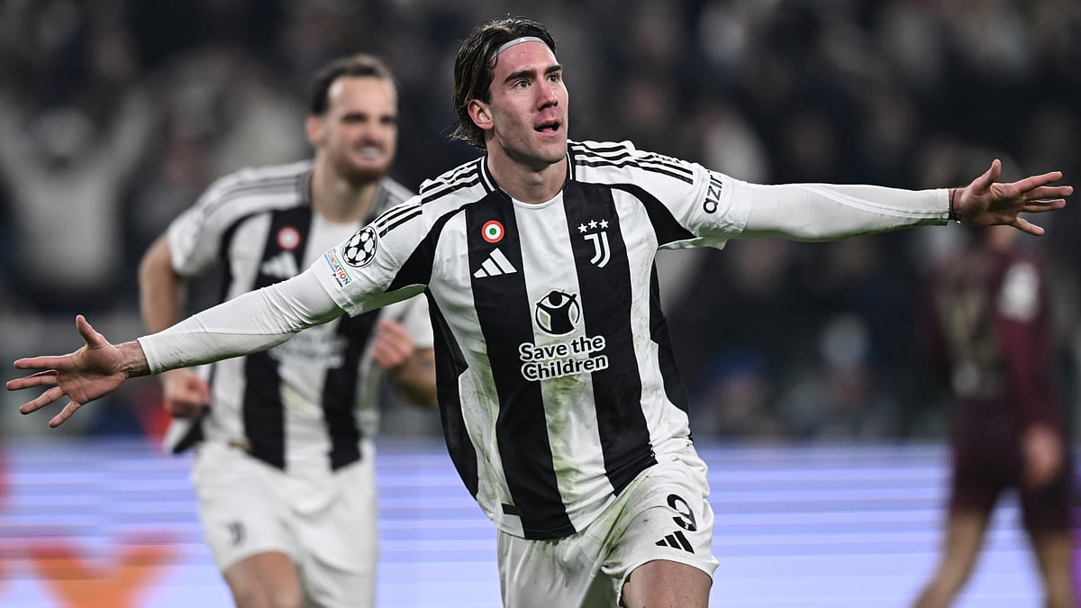 Dusan Vlahovic celebrates after opening the scoring against Manchester City