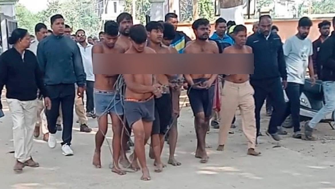 X : Bengali Migrants Stripped, Paraded For 'Misbehaving' With Woman In Odisha