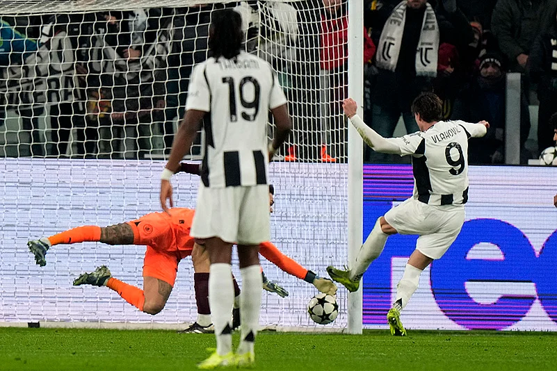 UEFA Champions League Soccer Juventus vs Manchester City football match photos: Dusan Vlahovic