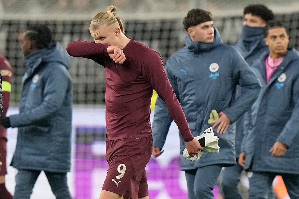 | Photo: Photo/Luca Bruno : UEFA Champions League: Manchester City's Erling Haaland leaves the pitch after the match